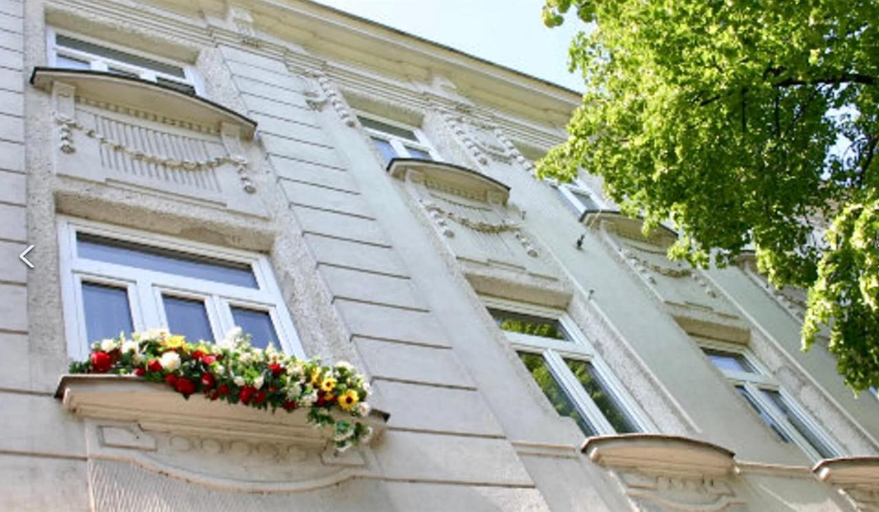 Suite Apartment Jedlesee فيينا المظهر الخارجي الصورة